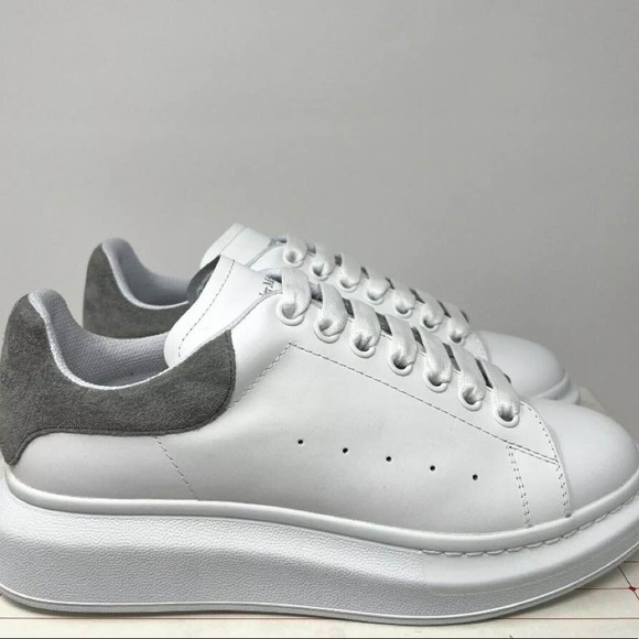 Alexander Mcqueen Womens Oversized 